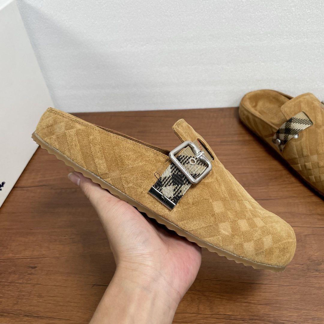 Burberry Men's Patterned Slip-On Sandals